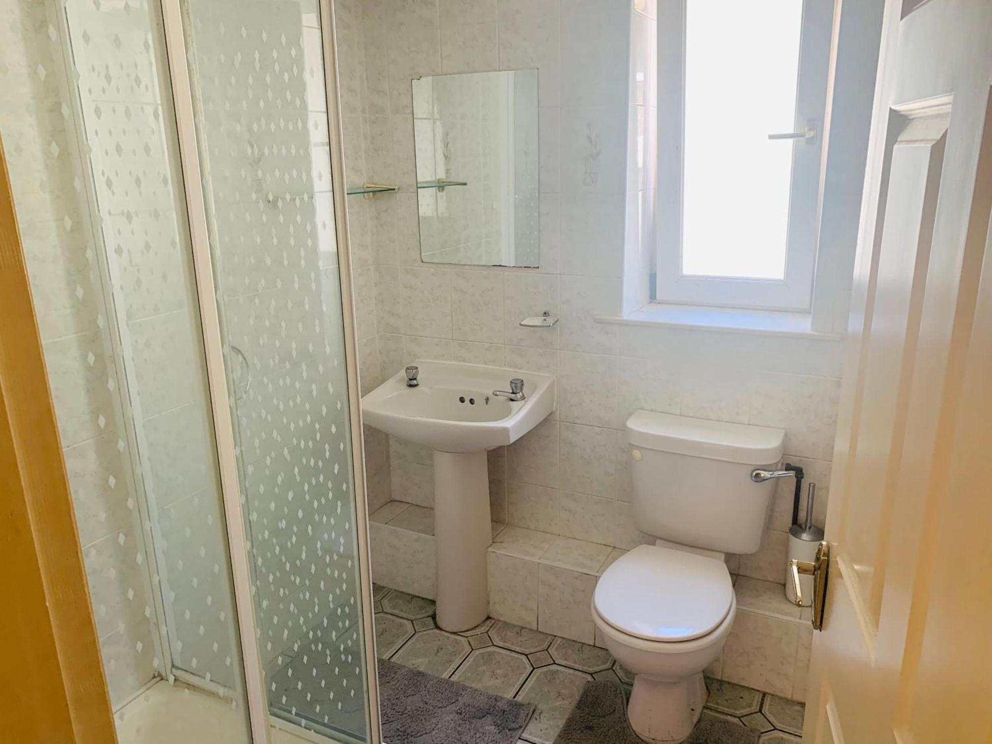 Sea View Flat Cobh Apartment Luaran gambar