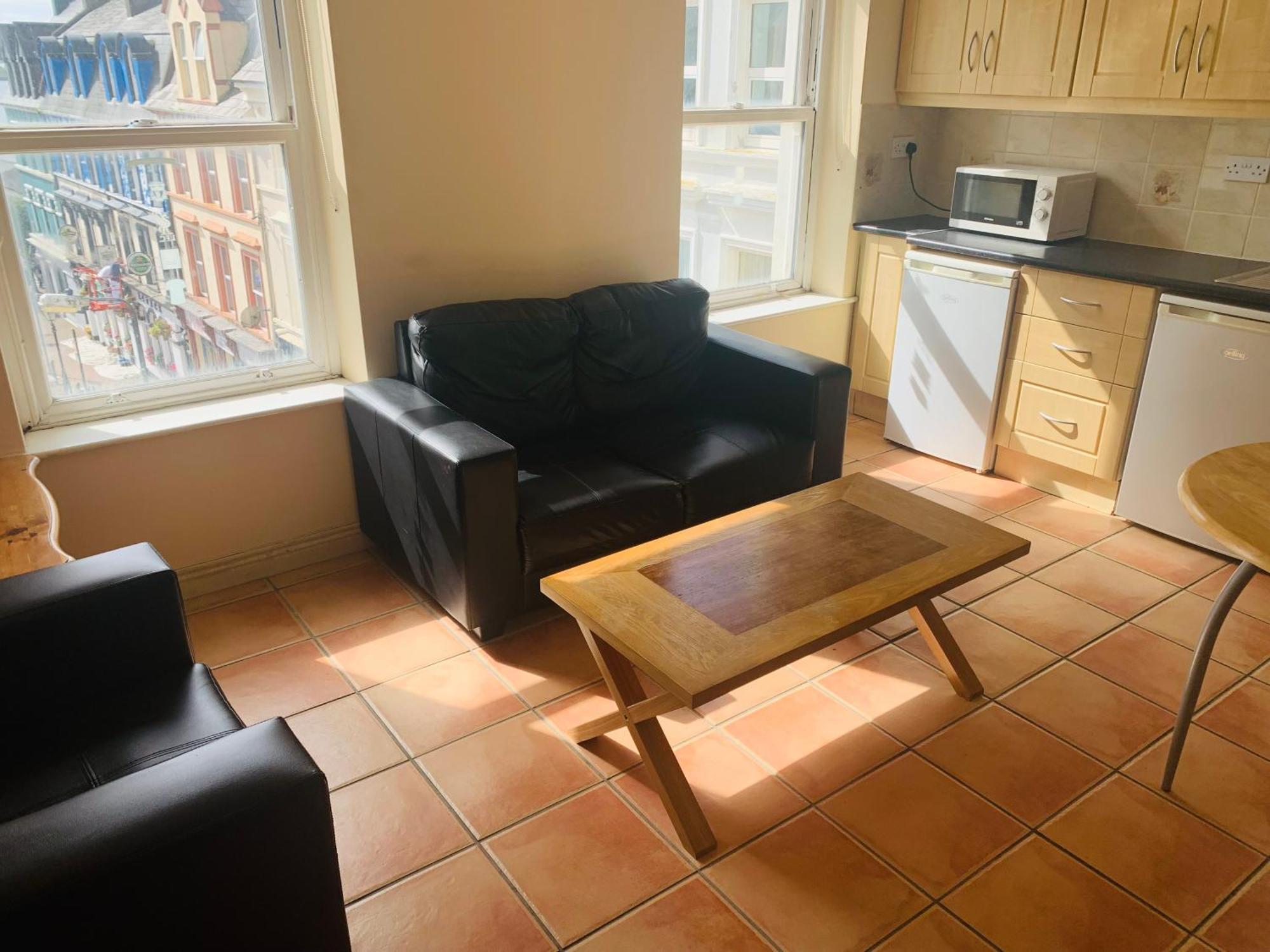 Sea View Flat Cobh Apartment Luaran gambar